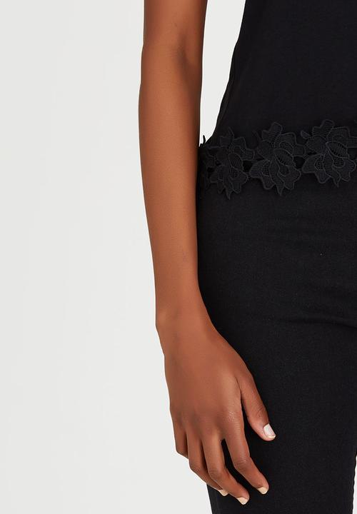 edit - Cami with Back Pleat and Border Lace Black
