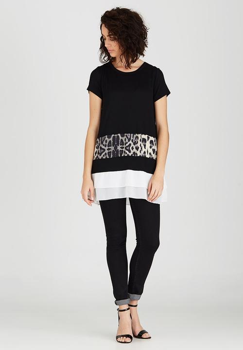 Revenge - Contrast Spliced Longer Length Tunic Top Black