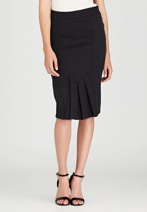 edit - Front Pleat Detailed Semi-fitted Skirt Grey