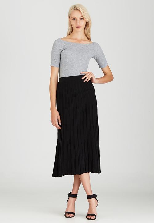 STYLE REPUBLIC - Midi Pleated Knitwear Skirt Black