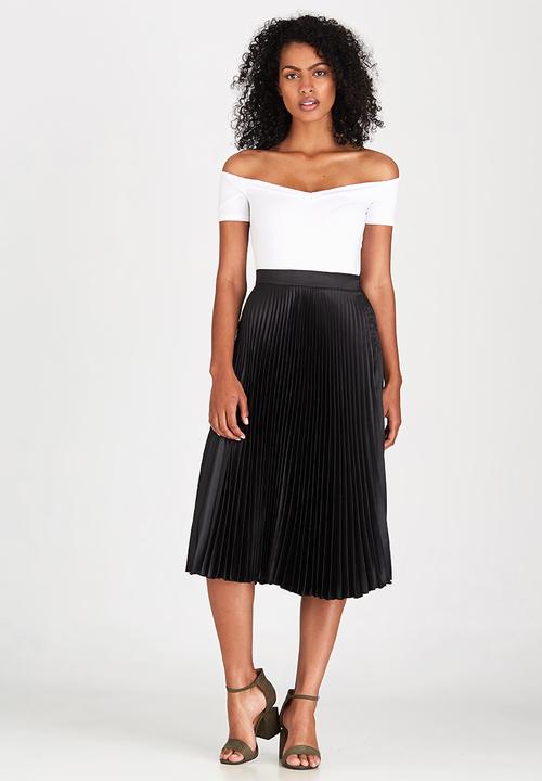 STYLE REPUBLIC - Pleated Midi Skirt Black