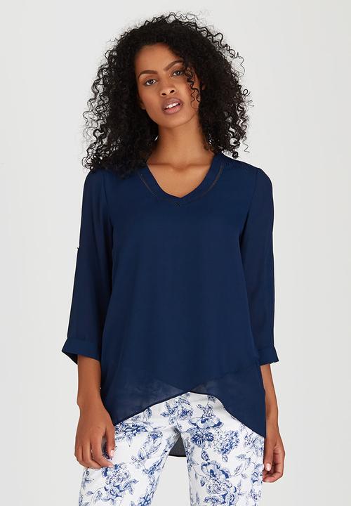 cath.nic - 3/4 Sleeve V-neck Woven Blouse Navy