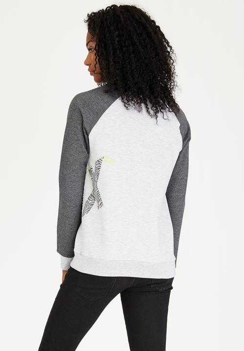 Fox - Angled Pullover Crew Mid Grey