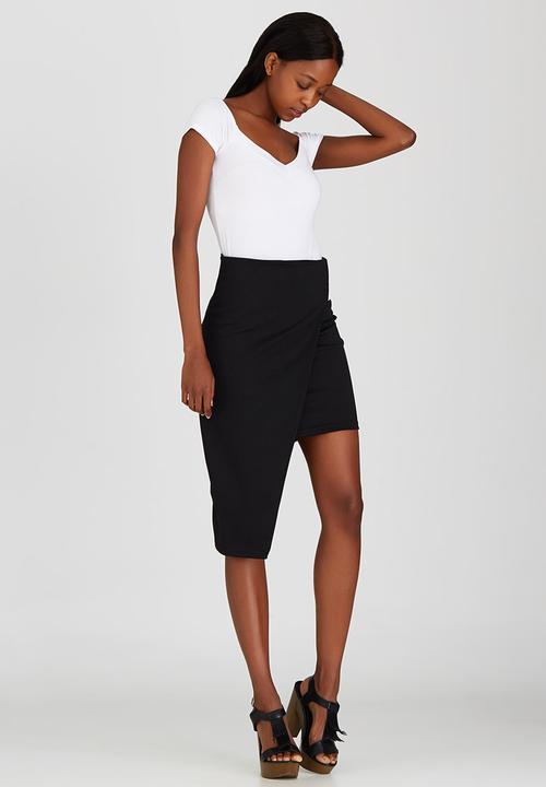 STYLE REPUBLIC - Asymmetrical Mini Skirt Black