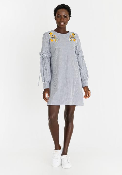 STYLE REPUBLIC - Striped Sleeve Detail Dress with Embroidery Blue and White