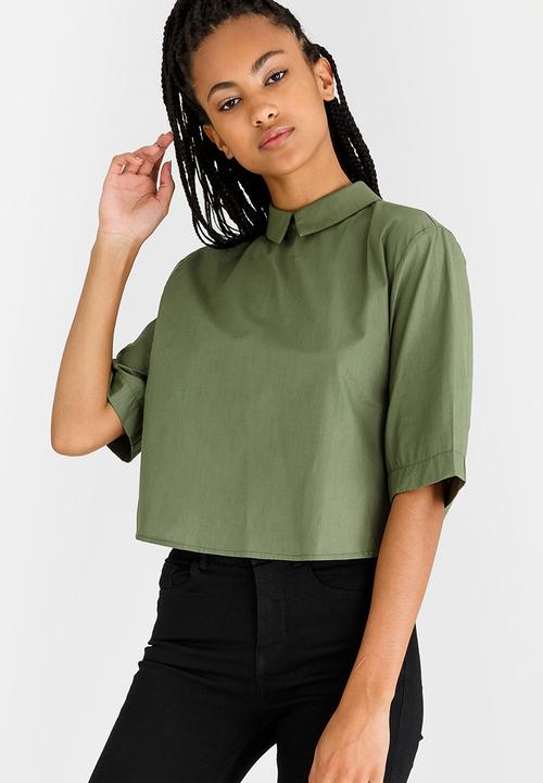 STYLE REPUBLIC - Cropped Shirt Mid Green