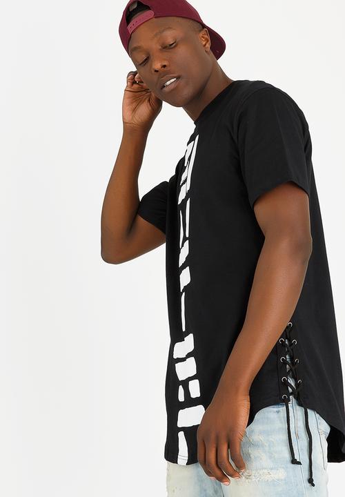 Butan - Painted Letters Extended Tee Black