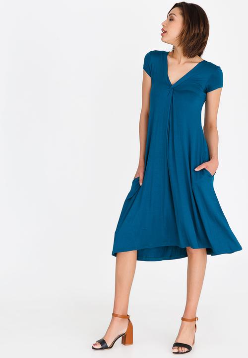 edit - V-neck knot front detail dress - blue