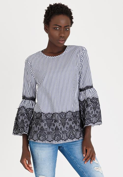 STYLE REPUBLIC - Lace Detail Blouse Navy