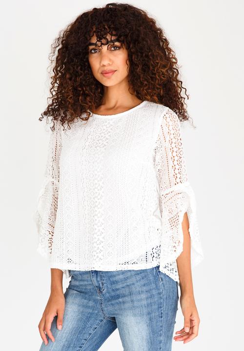 Revenge - 3/4 Sleeve Knitted Top Cream