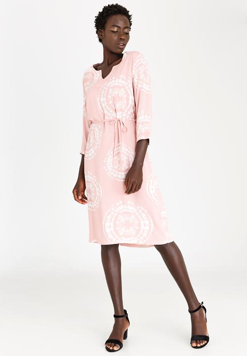 pale pink a line dress