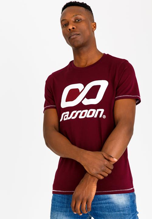 Sassoon - T-Shirt With Large Placement Print Burgundy
