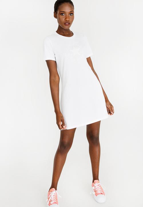 white tee dress