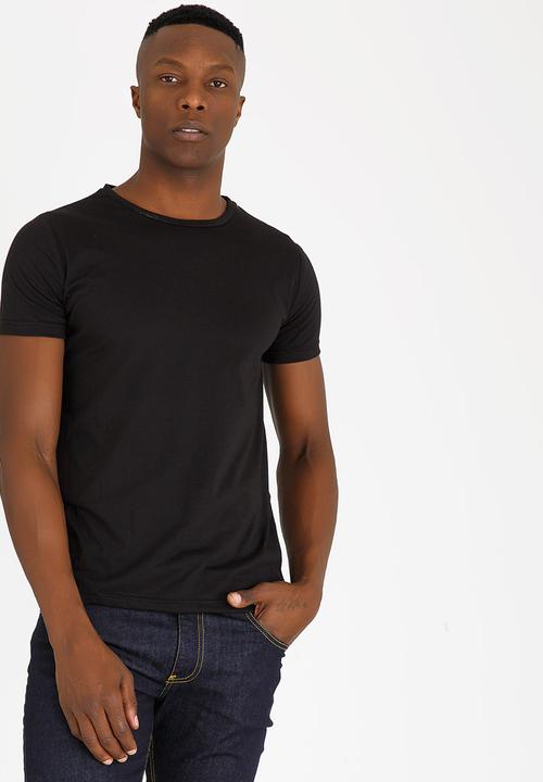 STYLE REPUBLIC - MC Crew Neck Tee Black