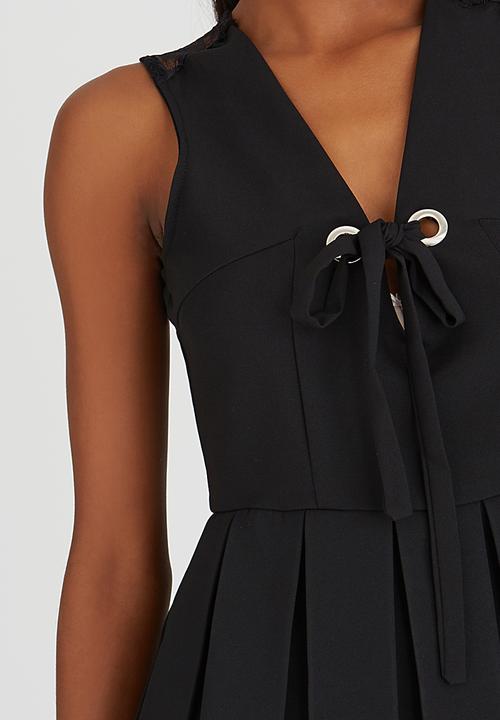 Sassoon - After Dark Pleated Peplum Top Black