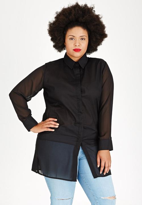 STYLE REPUBLIC PLUS - Longer Length Shirt Black