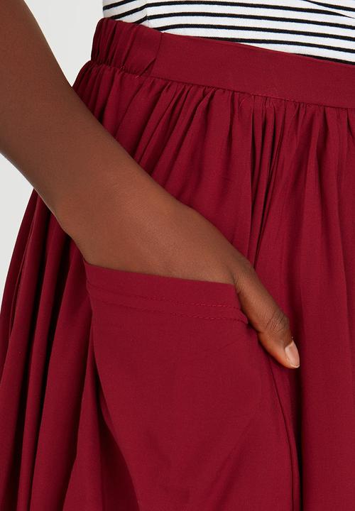 c(inch) - Boho Volume Mini Skirt Dark Red