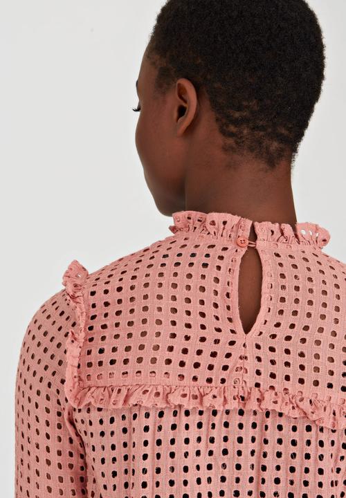 Fashion Union - Colby Anglaise Blouse Rose