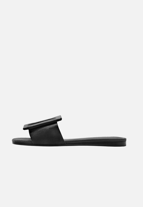 MANGO - Buckle Flat Sandals Black