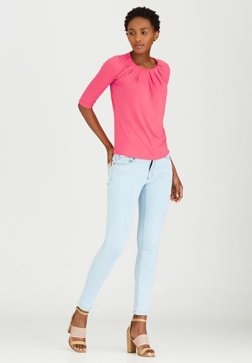 edit - Pleated Front Top Coral
