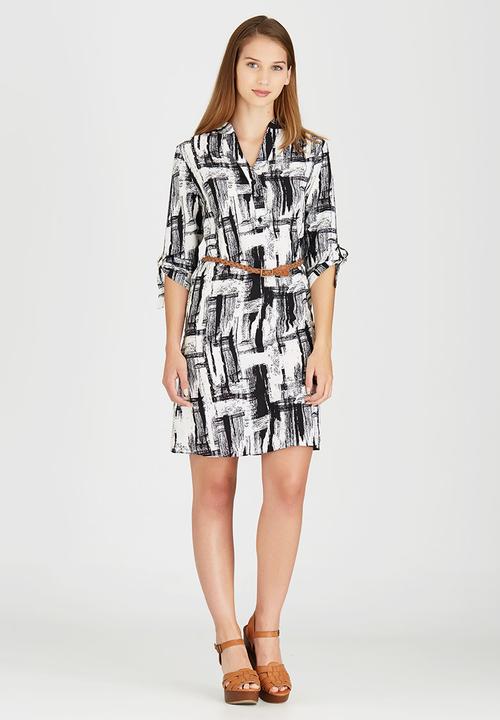edit - Tunic with Roll-up Sleeve Detail Black and White