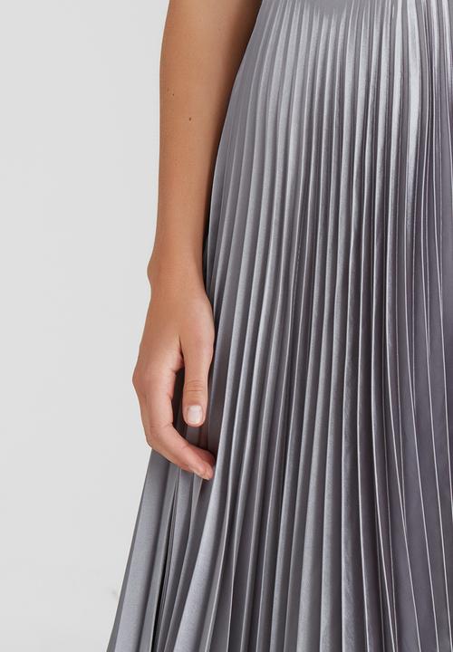STYLE REPUBLIC - Pleated Midi Skirt Silver