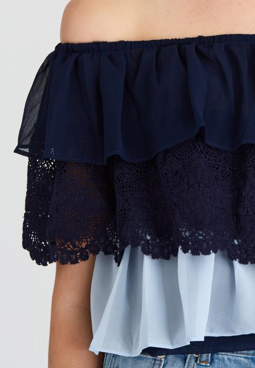 BoohooDNU - Lace Ruffle Top Navy