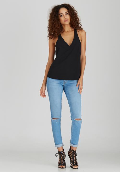STYLE REPUBLIC - Cross Back Cami Black