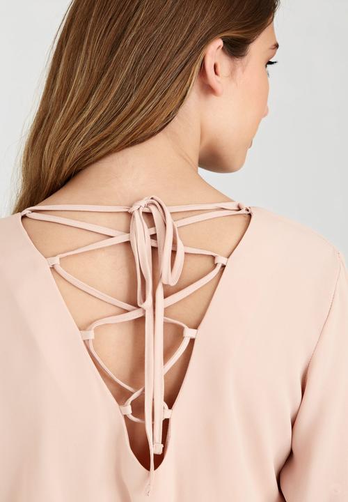 c(inch) - Lace-up back Blouse Pale Pink