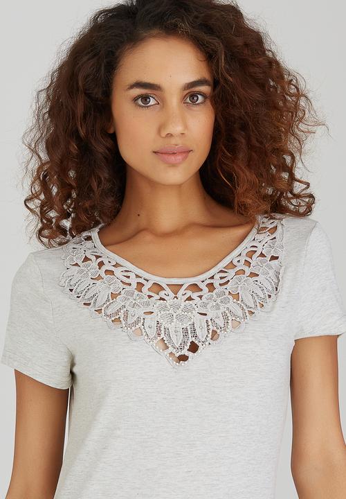 SISSY BOY - Aviana Knit Tee with Neck Embellishment Stone