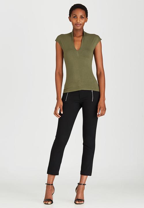 edit - Easy-wearing Knit Cami Khaki Green