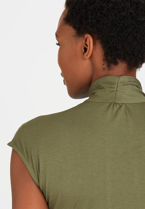 edit - Easy-wearing Knit Cami Khaki Green