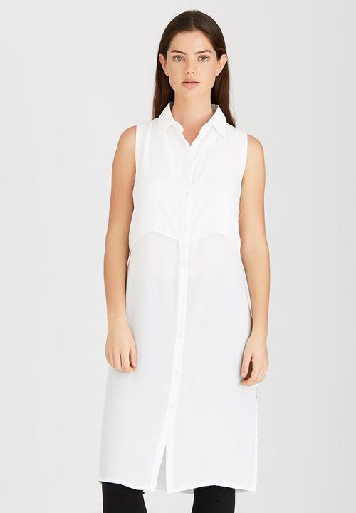 STYLE REPUBLIC - Front Button Tunic Milk