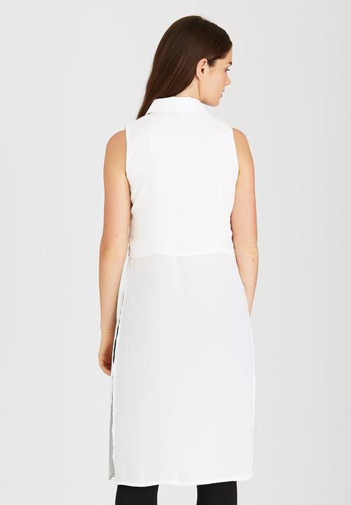 STYLE REPUBLIC - Front Button Tunic Milk