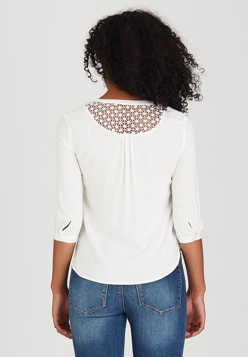 ONLY - Crochet Insert Sleeve Shirt Cream