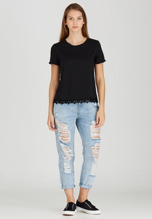 c(inch) - T-shirt with Lace Trim Black