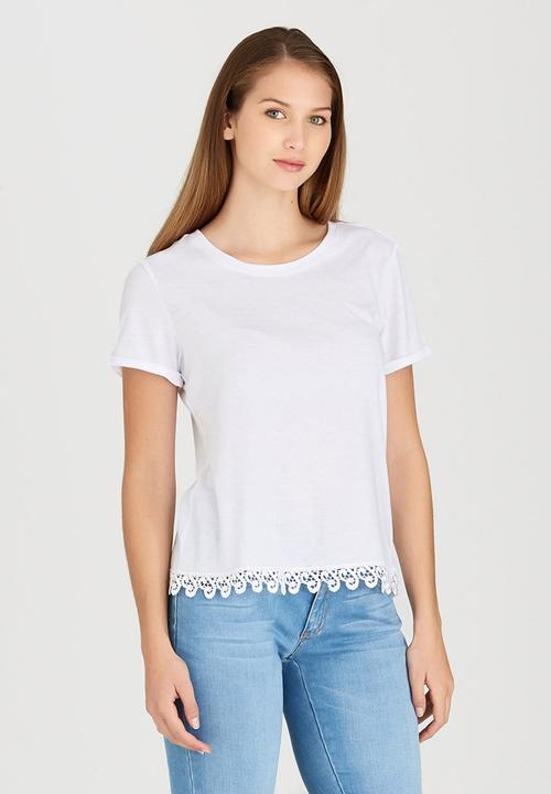 c(inch) - T-shirt with Lace Trim White
