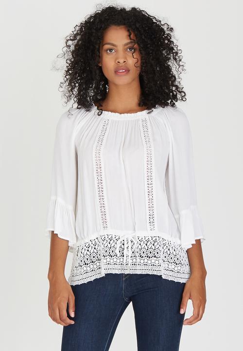cath.nic - Lace Detail Short Sleeve Woven Blouse White