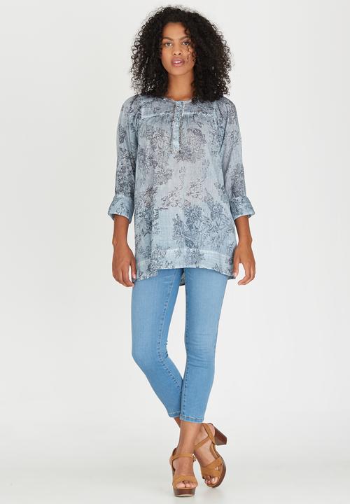 G Couture - Printed Button Neckline Boxy Tunic Pale Blue