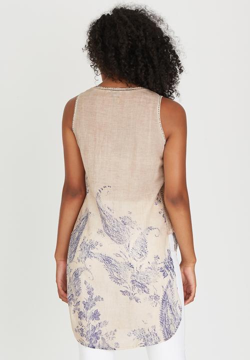 G Couture - Sleeveless Casual Long Top Neutral