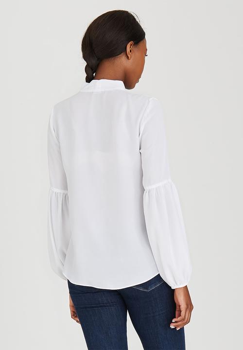 STYLE REPUBLIC - Kitty Bow Blouse White