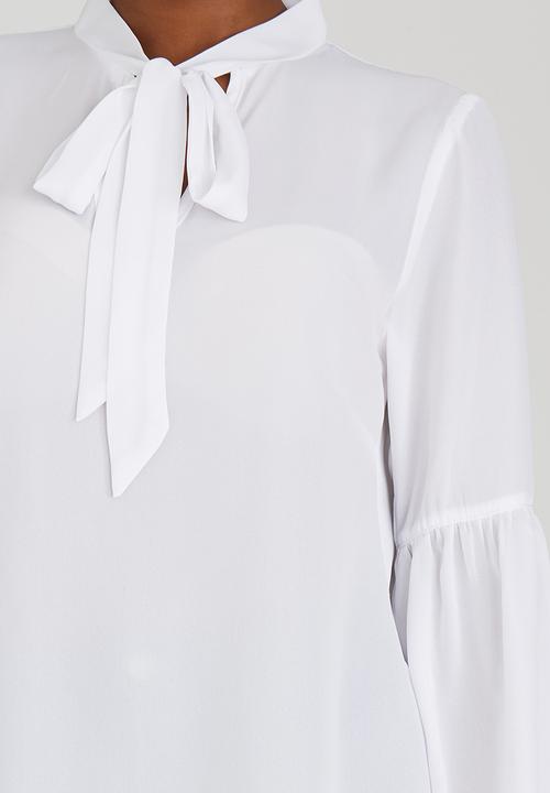 STYLE REPUBLIC - Kitty Bow Blouse White