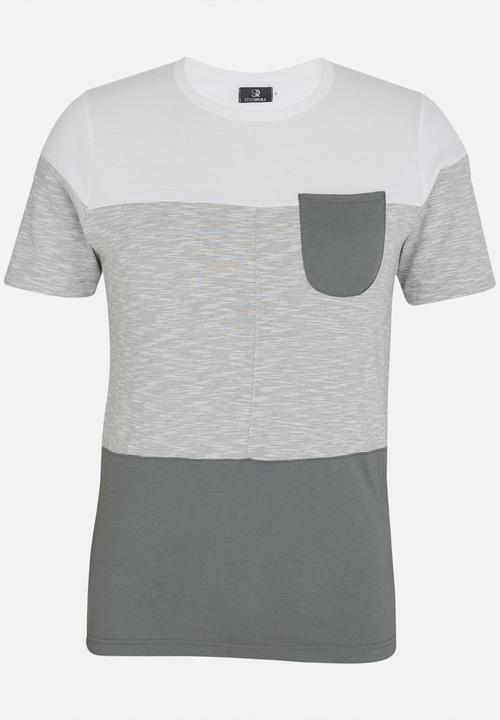 STYLE REPUBLIC - Tri Blocked Pocket Tee Grey