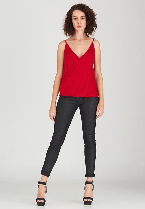 STYLE REPUBLIC - Cross Over Drape Cami Red