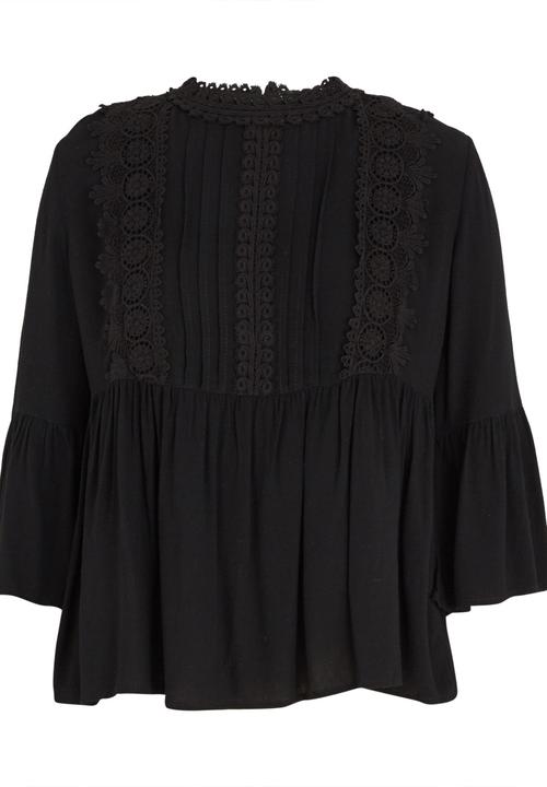 Revenge - Lace Trim Peasant Blouse Black