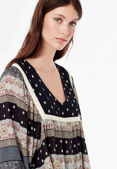 MANGO - Gypsy Blouse Black