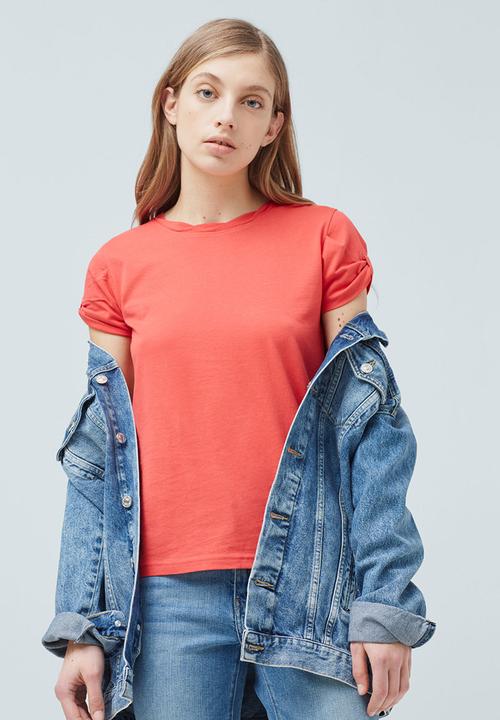 MANGO - Basic T-shirt with Cuff Detail Coral