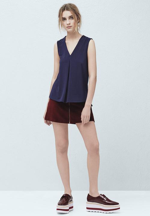 MANGO - Flowy Textured Top Navy