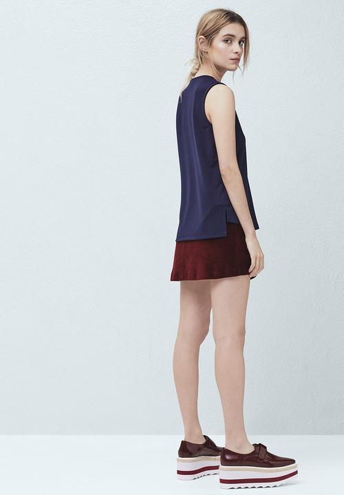 MANGO - Flowy Textured Top Navy