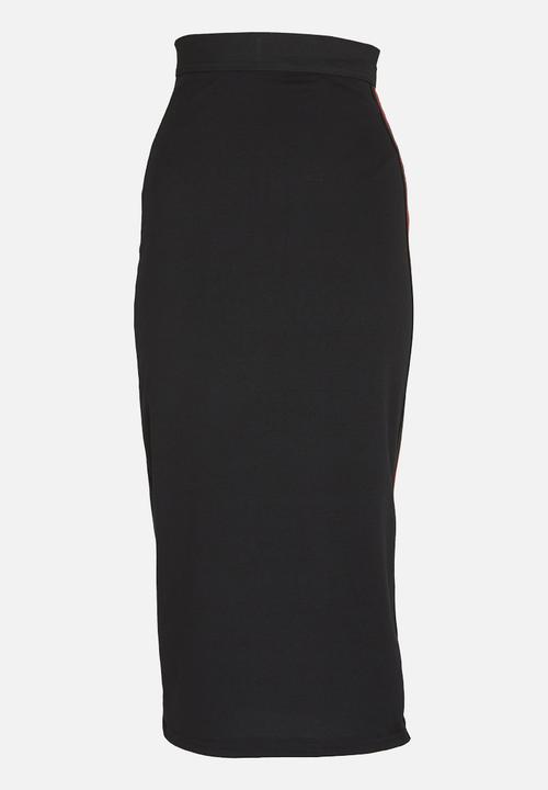 STYLE REPUBLIC - Athleisure Midi Skirt Black